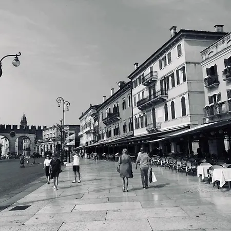 Apartment Flat 11 - Holiday Premium Verona